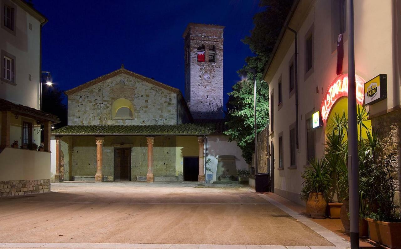 Bed and Breakfast Borgo Della Rocca Монтемурло Екстер'єр фото