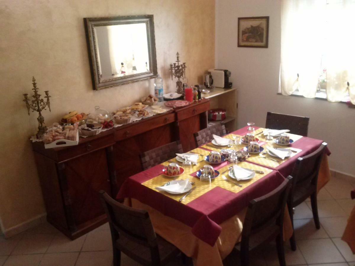 Bed and Breakfast Borgo Della Rocca Монтемурло Екстер'єр фото