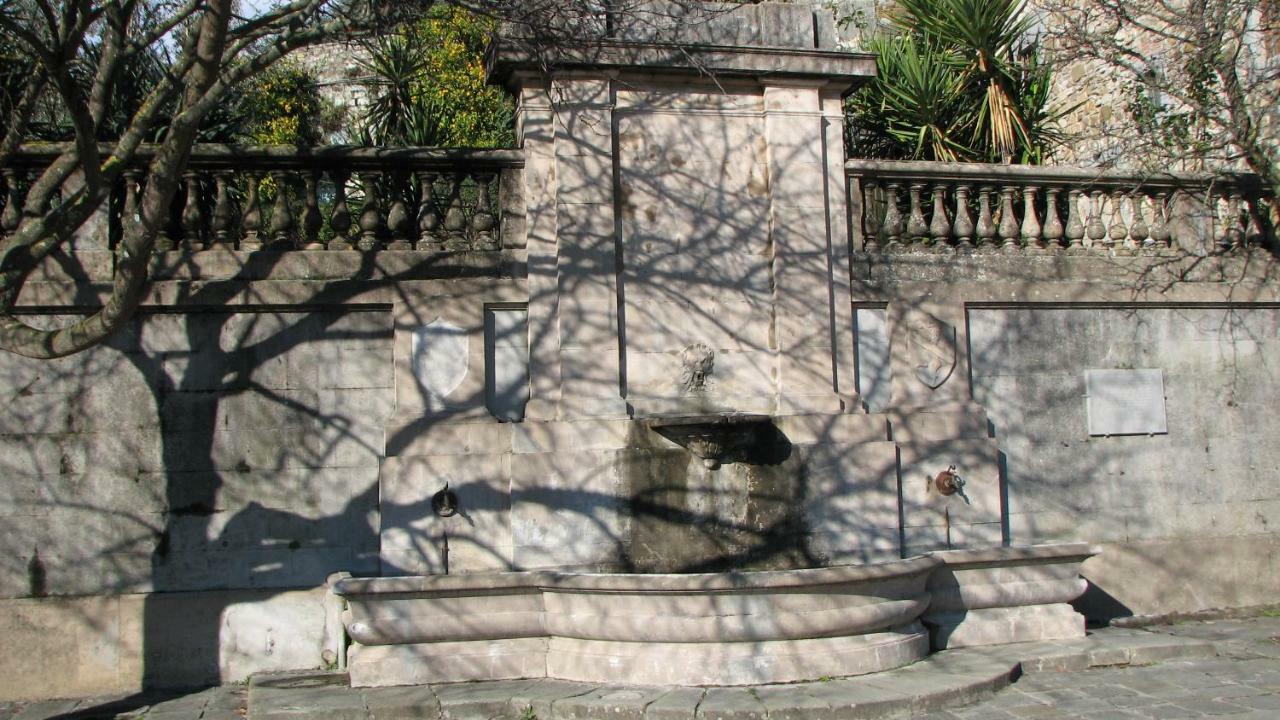 Bed and Breakfast Borgo Della Rocca Монтемурло Екстер'єр фото